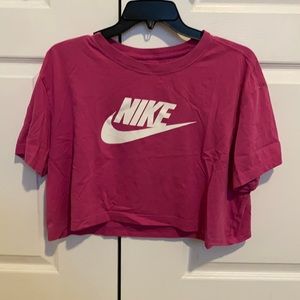 Nike crop tee